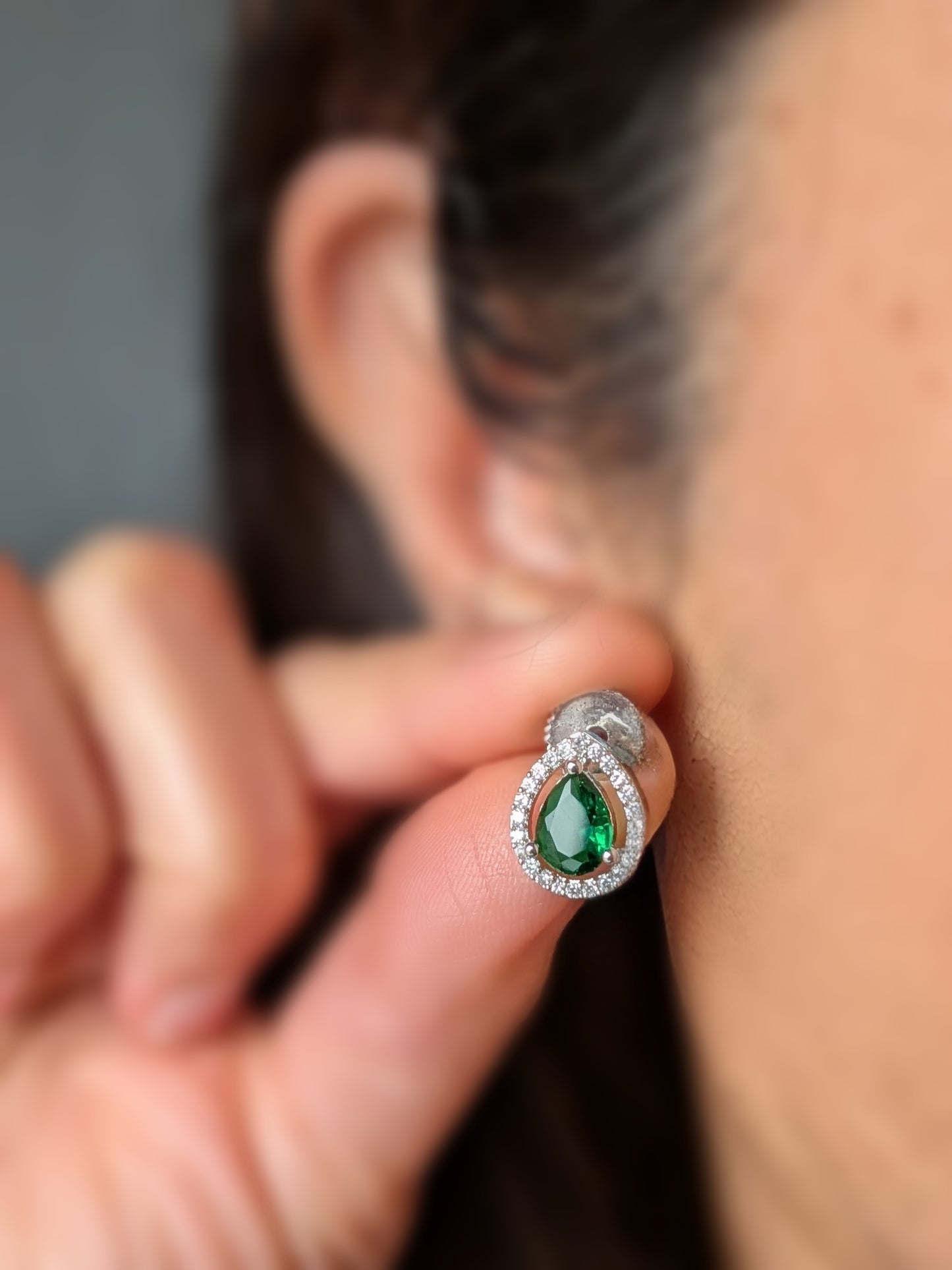 Pendant Set in AD - Emerald Green