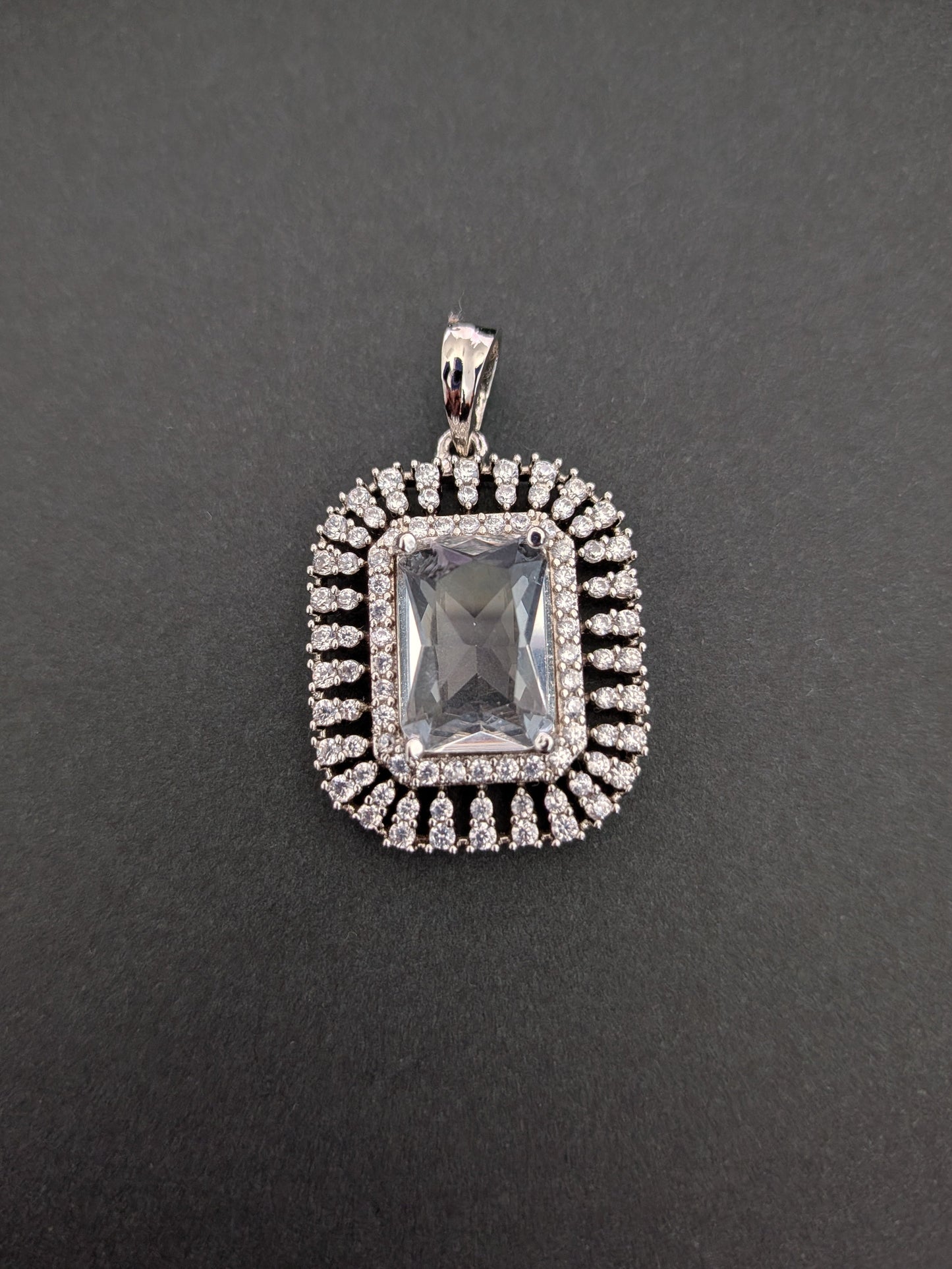 Chrome Finish Pendant Set in AD