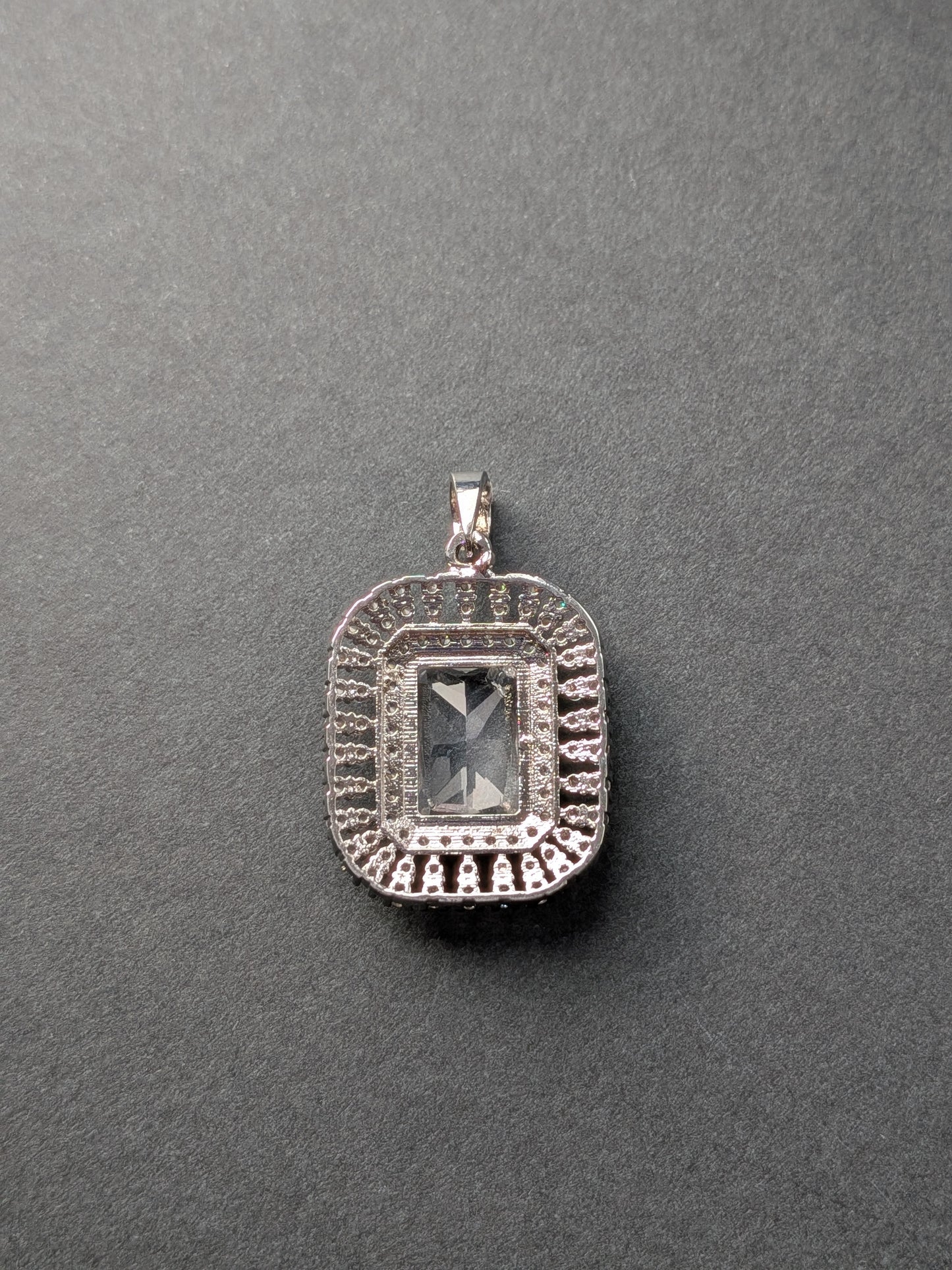 Chrome Finish Pendant Set in AD