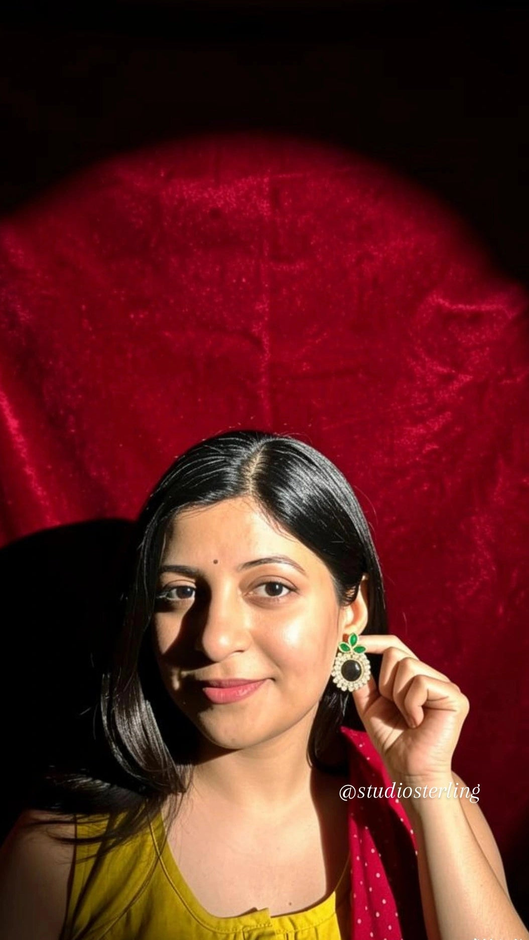 Monalisa Stone Earrings with Pearls