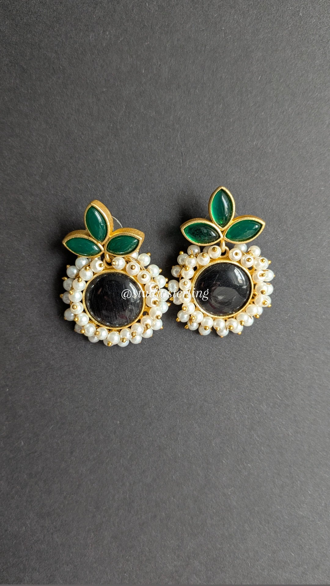 Monalisa Stone Earrings with Pearls