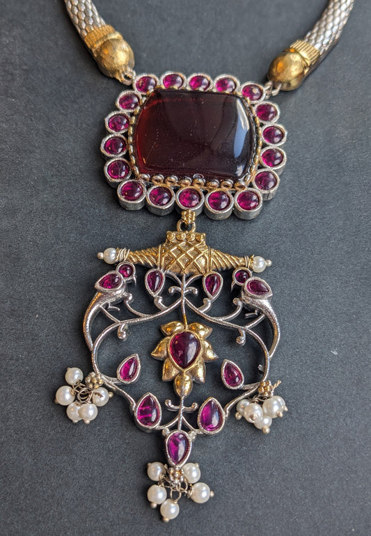 Dual Tone Hasli Set with Bird Motifs